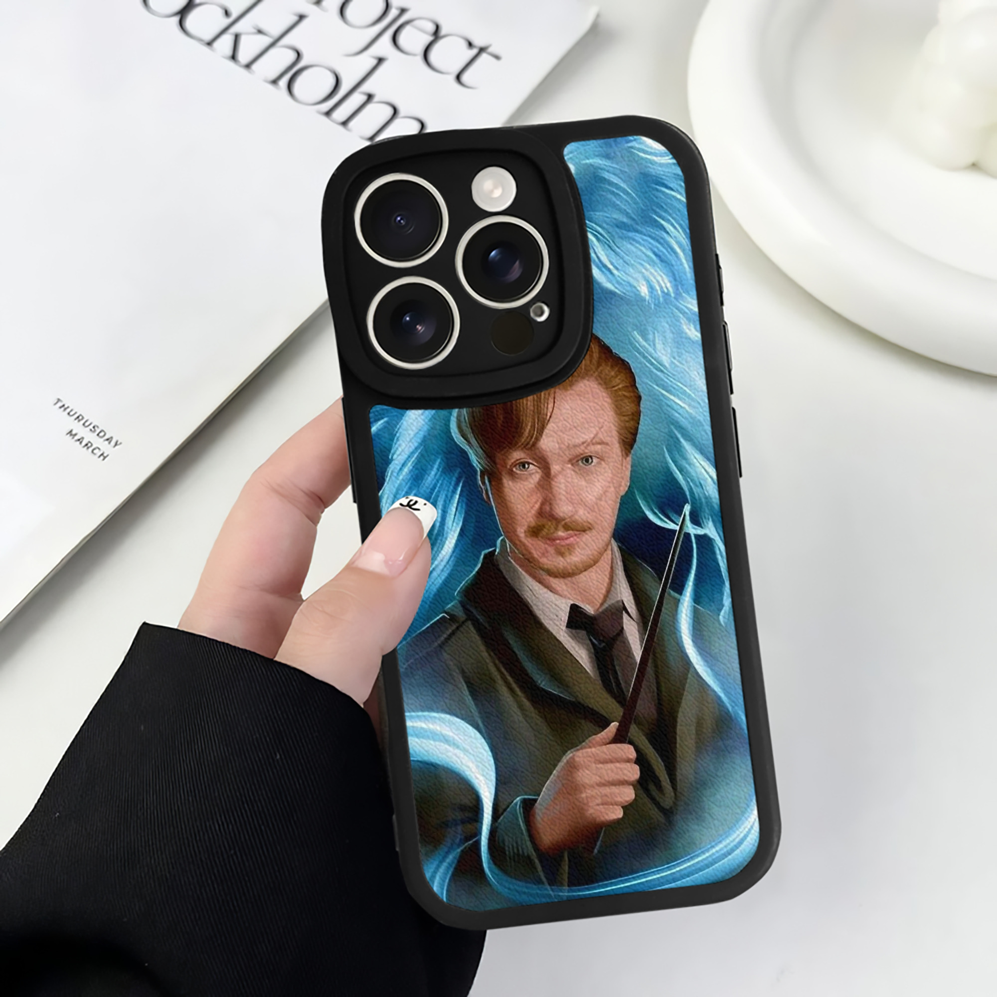 （画像用） Harry Potter ハリー・ポッターシリーズ 【iPhone 16シリーズ対応】シリコンスマホケース（レザー調） 材質：シリコン